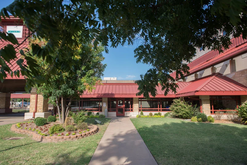 INTEGRIS Medical Center Entrance