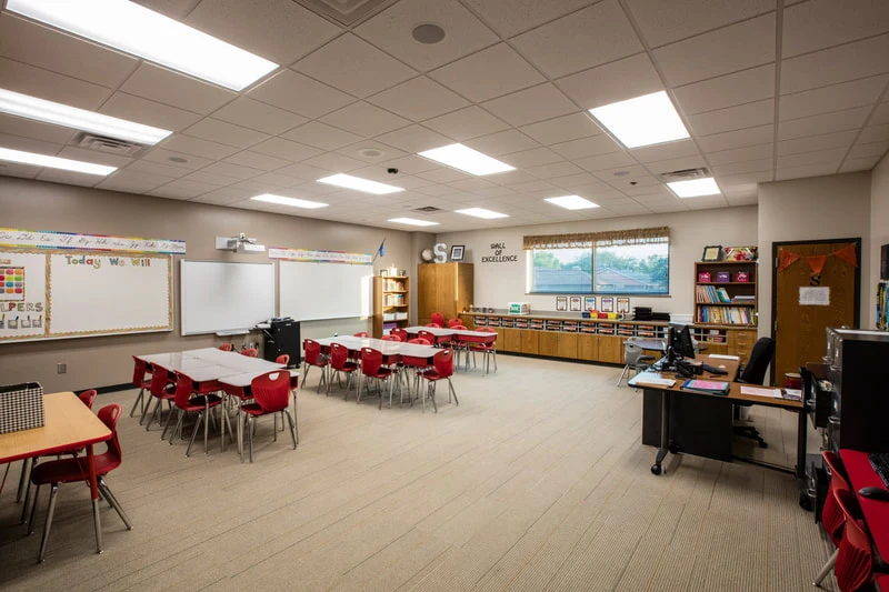 Chisholm Elementary School